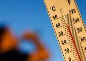 O que considerar antes de viajar para regiões muito quentes?