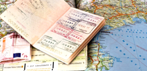 Como organizar documentos de viagem sem complicação?